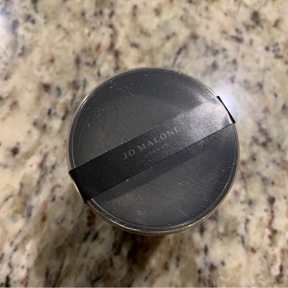 New Jo Malone London, Myrrh & Tonka Bougie Parfume Candle 2.2oz - Picture 3 of 4
